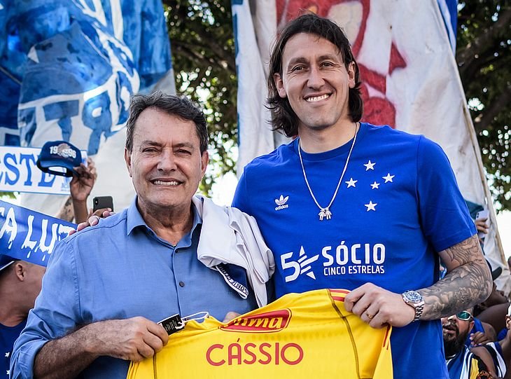 Cássio, ídolo do Corinthians, é anunciado como reforço do Cruzeiro em grande mudança de carreira