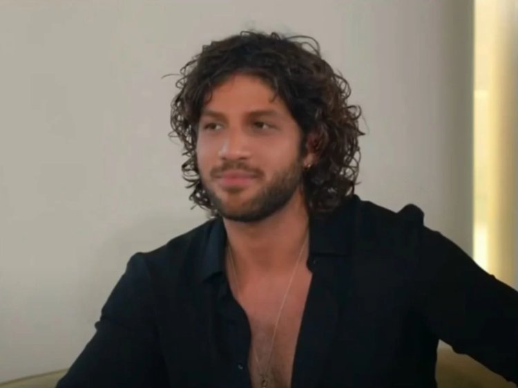 Chay Suede revela acordo com Laura Neiva sobre sexo do terceiro filho